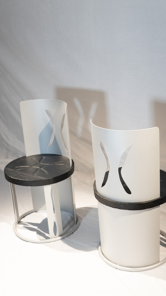 "Amnos" – A throne for stillness